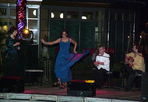 AiresDelSur_2005_0903_FeuerUndWasser_Aku_380b.jpg