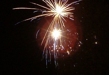 Feuerwerk_2005_0903_FeuerUndWasser_Den_391b.jpg