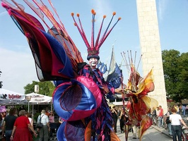 Maschseefest_2005_0727_StelzentheaterZeus_JBi_043b.jpg