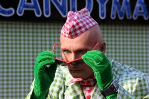 JohnMan 20100905 PerfPad Den 1806 1920x1280