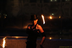 LucyLou 20100907 PerfPad Den 5301 1920x1280