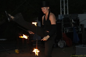 LucyLou 20100908 PerfPad AKu 8387 1920x1280