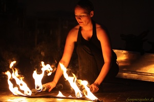 LucyLou 20100908 PerfPad AKu 8595 1920x1280