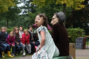 TheatreFragile 20100908 PerfPad Den 7428 1920x1280