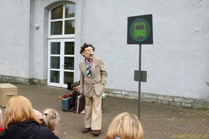 TheatreFragile 20100908 PerfPad Den 7433 1920x1280