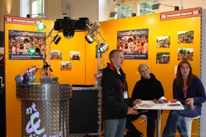 SZ 20110907 PerfPad Den 8211 1920x1280