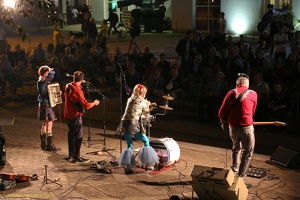 The Beez 20180903 PerfPad Den 8490 1920x1280