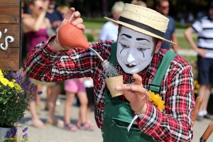 PantomimeBastian 20190827 PerfPad Den 7049 1920x1280