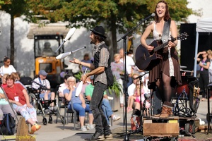 Felice+CortesYoung  20210906 PerfPad AKu  8019 2160x1440