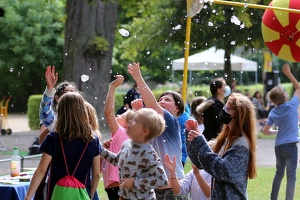 Flausenfabrik  20210907 PerfPad Den  3245 2160x1440