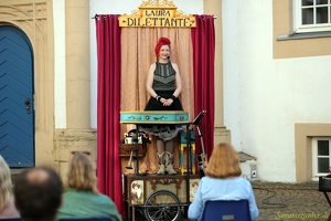 Laura Dilettante  20210907 PerfPad AKu  0983 2160x1440