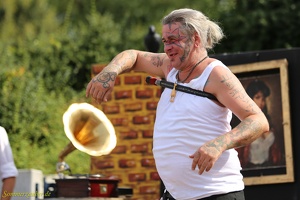 Kabaret Kalashnikov 66  20210907 PerfPad Den  3757 2160x1440