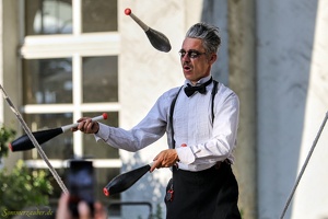 Monsieur+Nora Born  20220905 PP AKu  8201 1920x1280