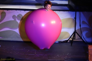 Tobi van Deisner  20220906 PP AKu  0249 1920x1280