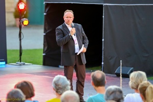 SZ  20230905 PP Den  101770 1920x1280