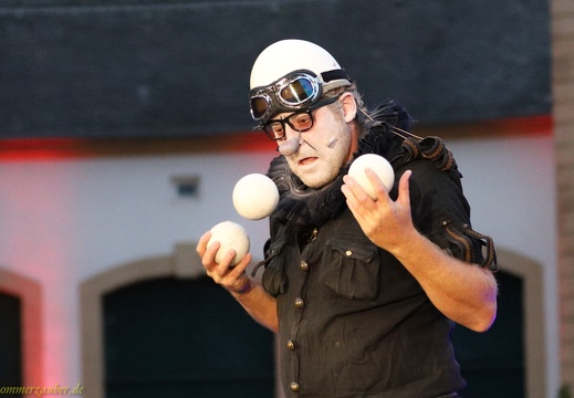 Matthias Romir  20240910 PP Den  2041 1920x1280