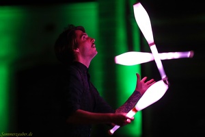 Canavaltwins  20240910 PP Den  3024 1920x1280