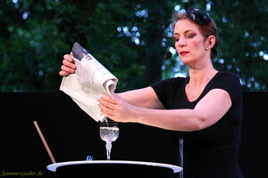Johanna Lux  20230616 OB Den 6D1  9858 1920x1280