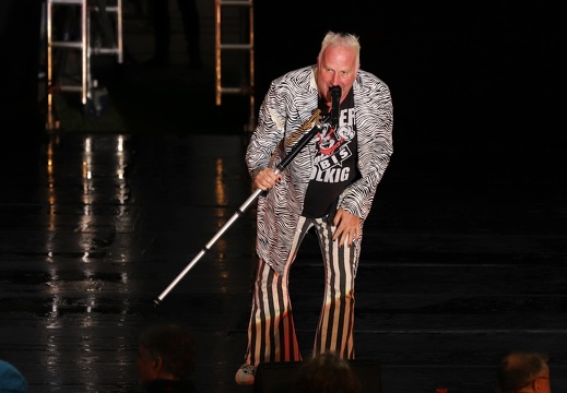 SZ GALA  20250909 PP Den  3774 1920x1280