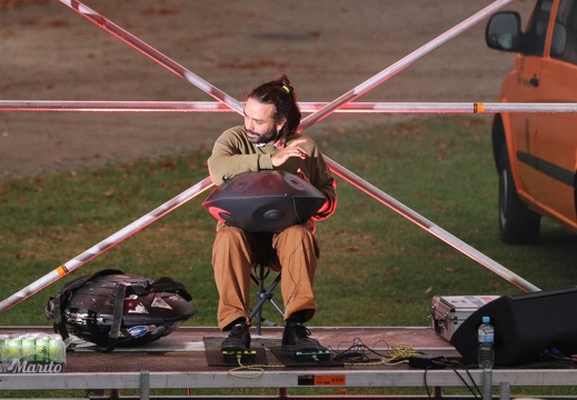 SZ GALA  20250909 PP Den  3696 1920x1280