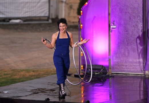 SZ GALA  20250909 PP Den  3856 1920x1280